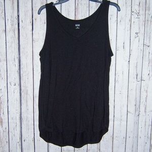V-neck tank